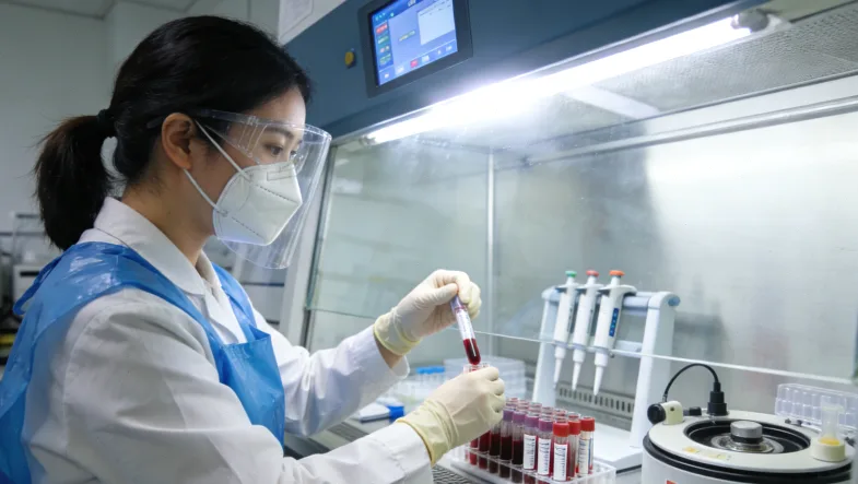 靶向药物基因检测能预测药物对骨头疼的效果吗?医生为您详解