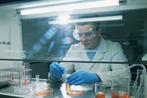 乔布综合征患儿严重湿疹皮肤表现示意图