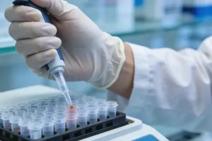 PCR与NGS技术原理对比示意图