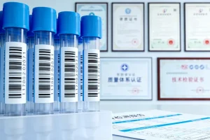 EGFR靶向药作用机制与指甲结构示意图