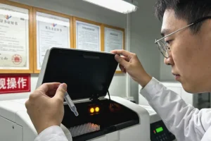 HER2蛋白在细胞膜上的表达示意图