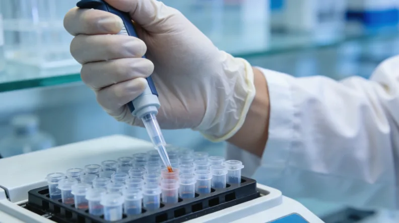 KRAS G12C突变病人,临床试验机会多吗?机遇与选择全解析