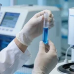 肺癌细胞EGFR基因突变机制示意图