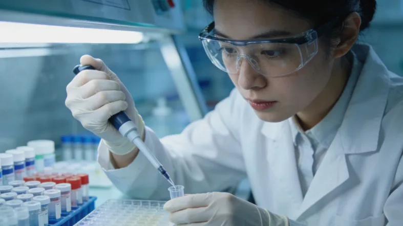 ROS1基因融合驱动肺癌细胞生长示意图